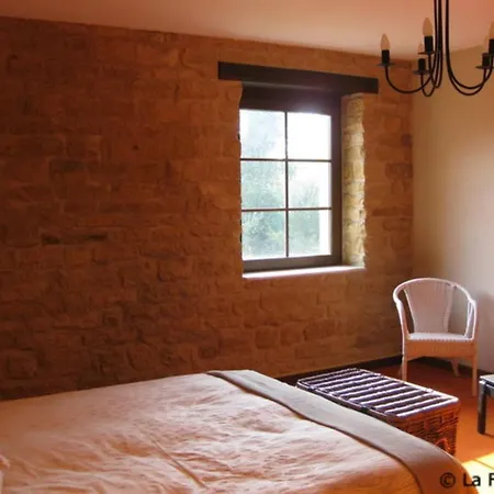 Nocleg ze śniadaniem D'hotes La Fraiseraie 3*