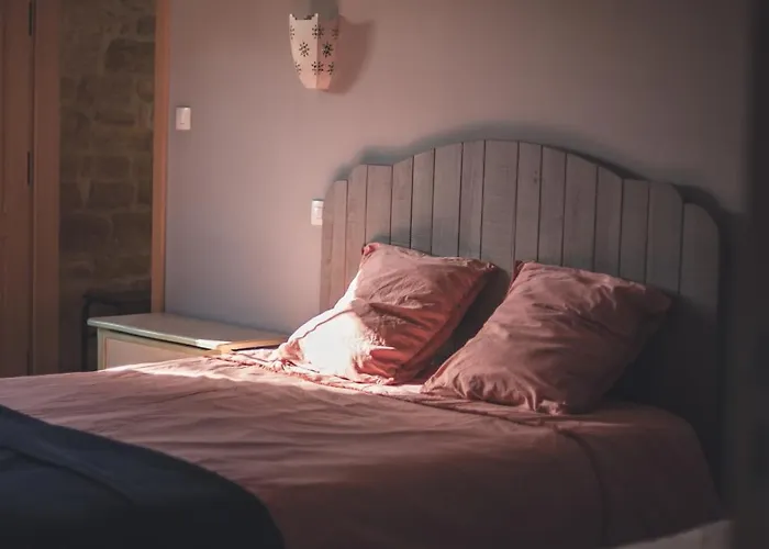 D'hotes La Fraiseraie Bed & Breakfast 3*