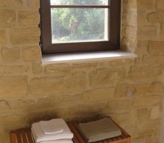 D'hotes La Fraiseraie 3*